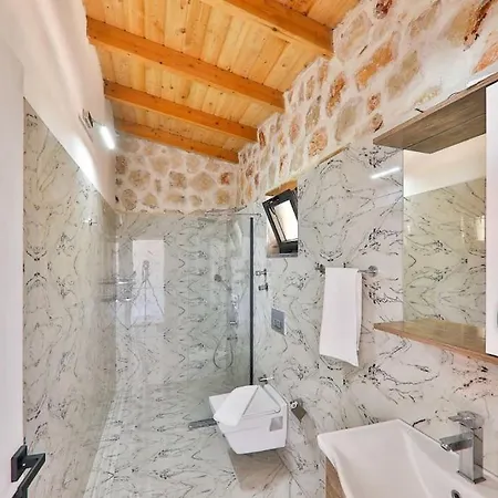 Aybala / Kalkan Hotel 4*